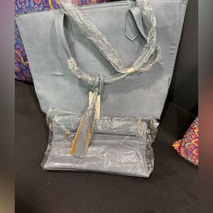 Elegant light blue handbag